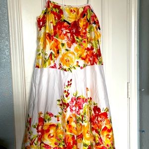 Dress barn white sundress with flowers